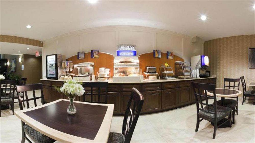 Holiday Inn Express Houston North-1960 Champions Area מראה חיצוני תמונה