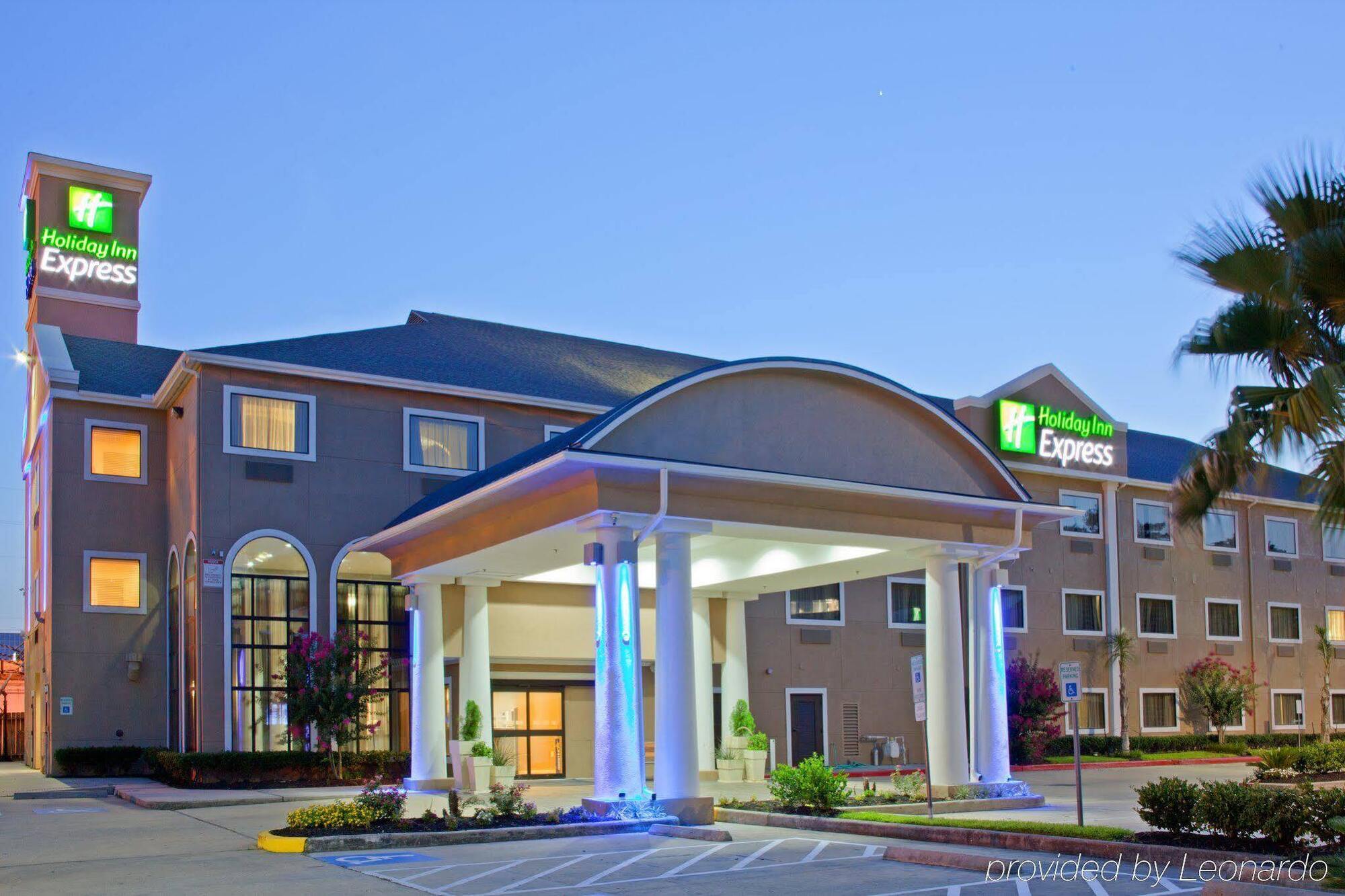 Holiday Inn Express Houston North-1960 Champions Area מראה חיצוני תמונה